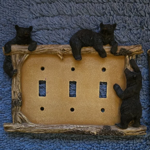 Bear-Themed Light Switch Cover Set - Black and Brown - Picture 2 of 15